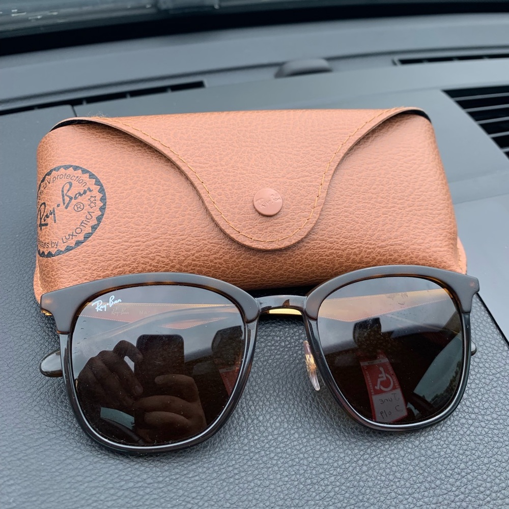 Ray Ban Sunglases